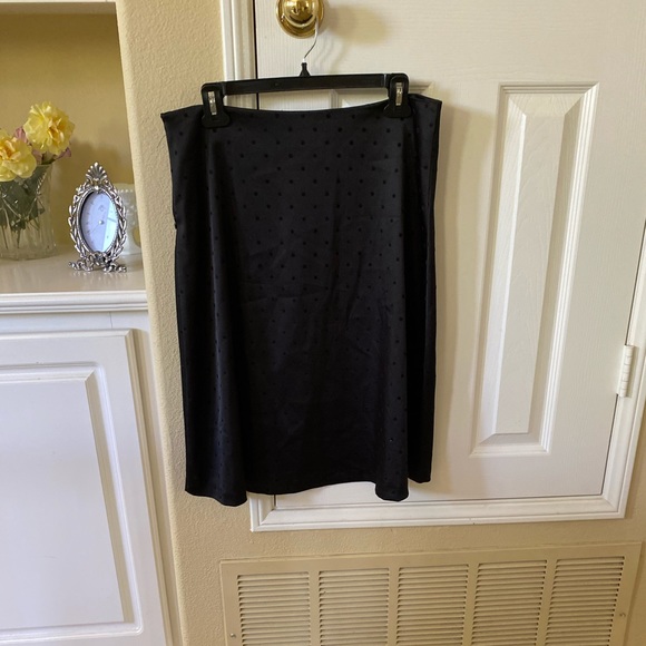 Black midi flare skirt polka dots - Picture 5 of 5